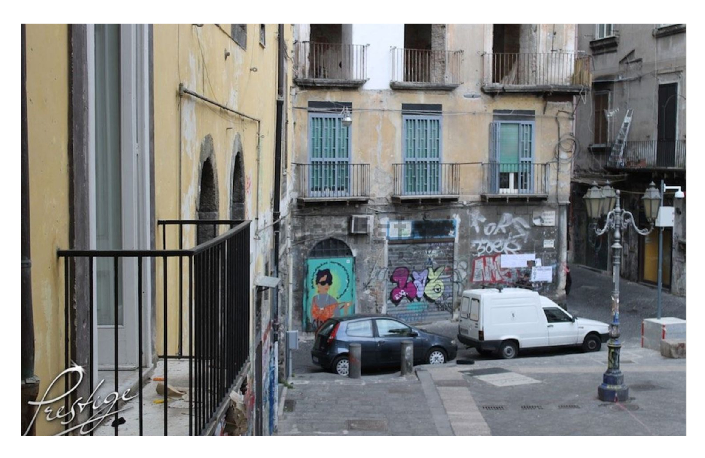 piazza banchi nuovi